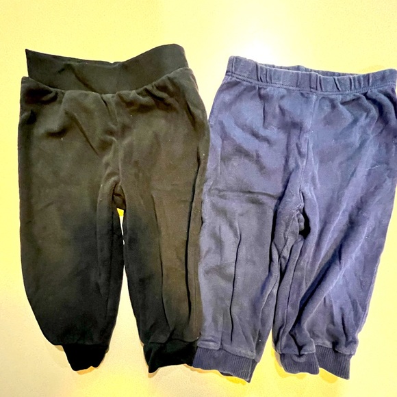 Carters 12 months pants bundle (5 pairs) EUC - Picture 3 of 3